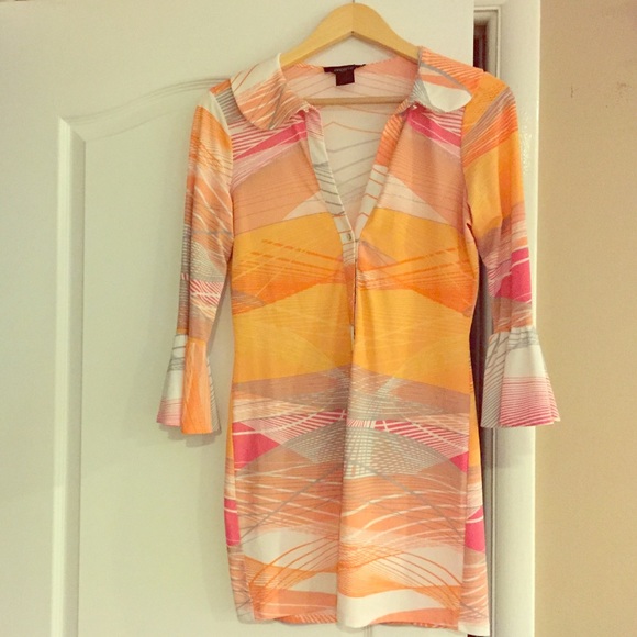 REDUCED Arden B colorful tunic with flute sleeves