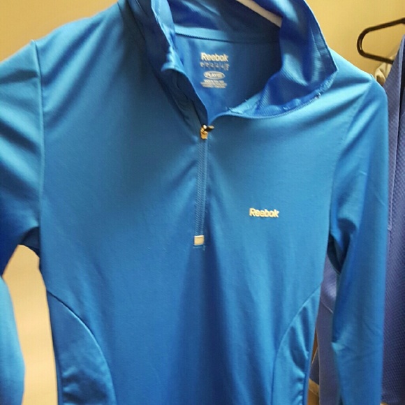 Reebok Long Sleeve Pullover
