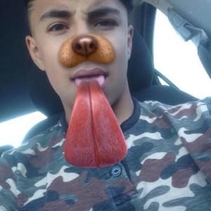 Meet your Posher, Armando