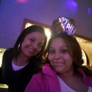 Meet your Posher, Karina