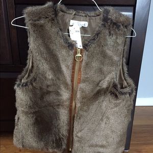 H&M brand new with tags fake fur vest