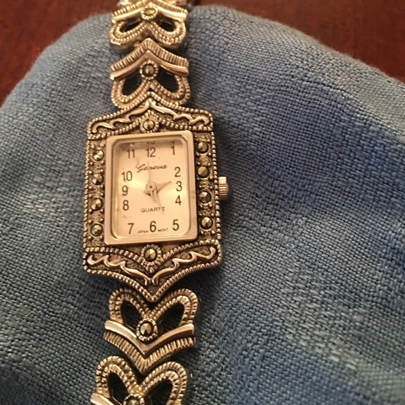 Antique looking watch