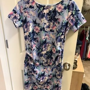 Maternity dress NWT