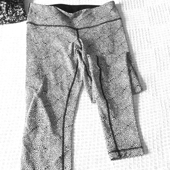 Lululemon Wunder under size 6