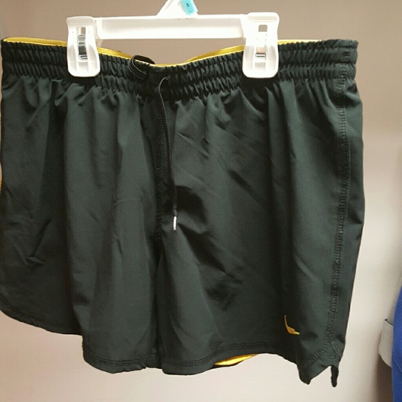 Nike Live Strong Dri-fit Shorts