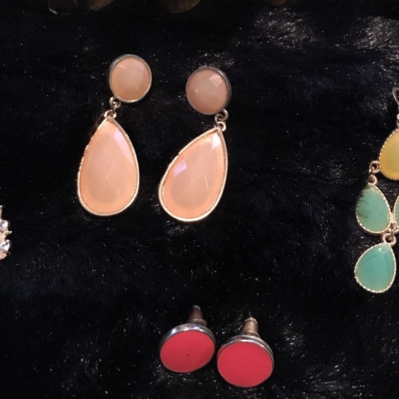 Earring bundle! - Picture 4 of 4