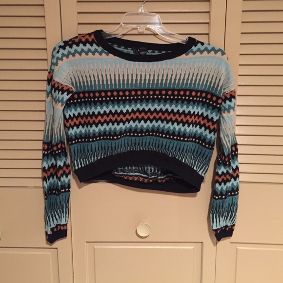 H&M Cropped Tribal Sweater