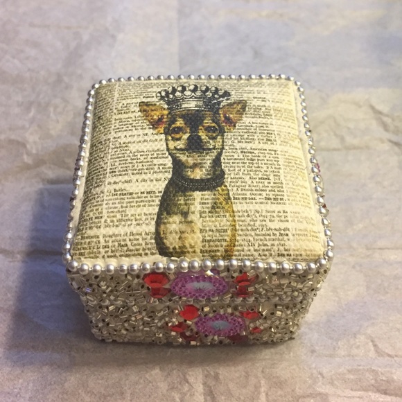 Chihuahua jewelry box