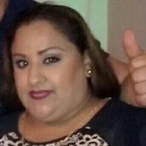 Meet your Posher, Cynthia