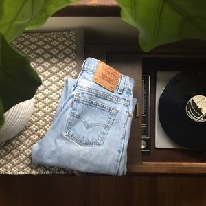 Vintage Levi's mom jeans