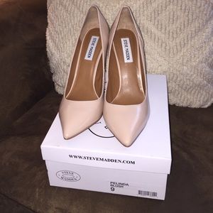 Steve Madden pumps