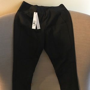 Elie Tahari black leggings