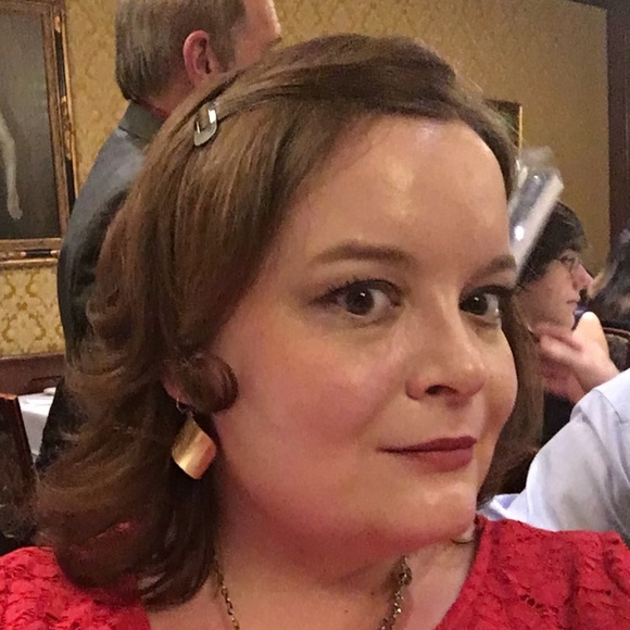 Meet your Posher, Shay - Picture 2 of 3