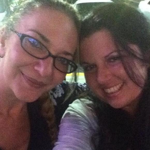 Meet your Posher, Lauren - Picture 1 of 1