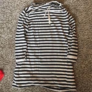 Black and white stripped tunic sweater