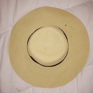 Floppy Beach Hat