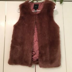 Forever 21 faux fur vest