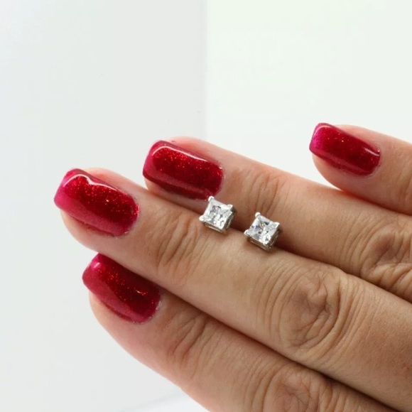 π2.0CT Simulated Princess Diamond 14K Stud - Picture 5 of 7