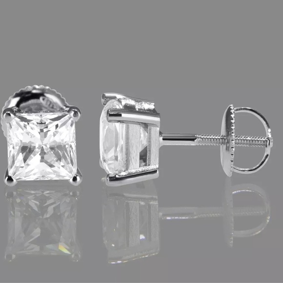 π2.0CT Simulated Princess Diamond 14K Stud - Picture 3 of 7