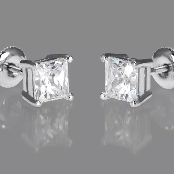 π2.0CT Simulated Princess Diamond 14K Stud - Picture 2 of 7