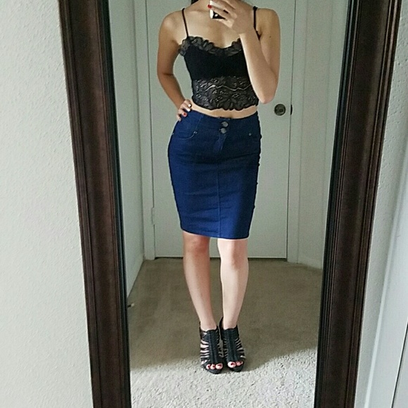 Forever 21 Jean Skirt - Picture 3 of 4