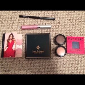 Makeup bundle
