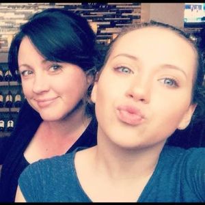 Meet your Posher, Jenn