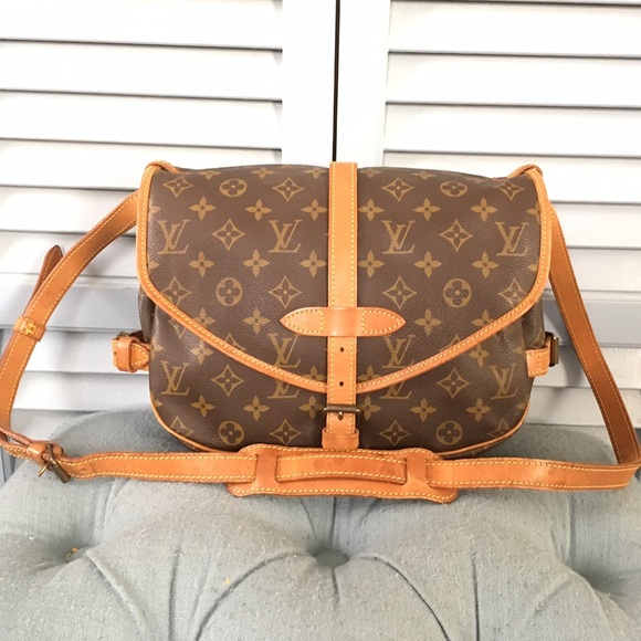 Louis Vuitton SAUMUR30 Crossbody Bag