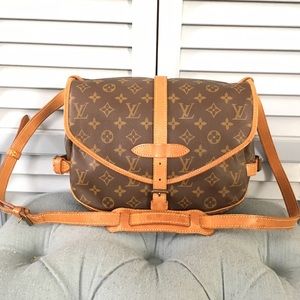 Louis Vuitton SAUMUR30 Crossbody Bag