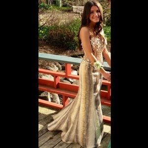 JOVANI prom dress! Only worn once!
