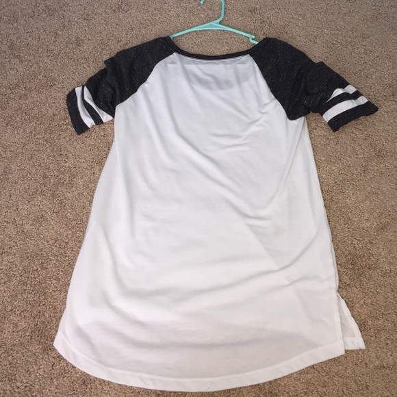 Relaxed tee - Picture 3 of 3