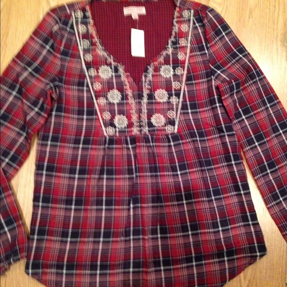 Aeropostale Embroidered plaid Ladies Top⭐️🌟💫