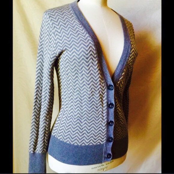 Banana Republic Gary/Gold Chevron Cardigan - sz S - Picture 2 of 3