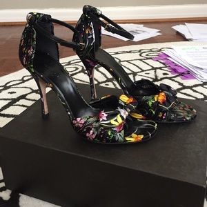 Gucci floral print ankle wrap heels with bow