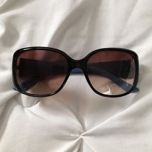 Vera Wang sunglasses *NEW*