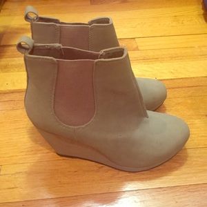 H & M gray booties