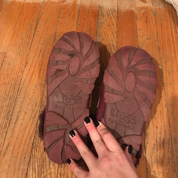 ugg slippers - Picture 4 of 4