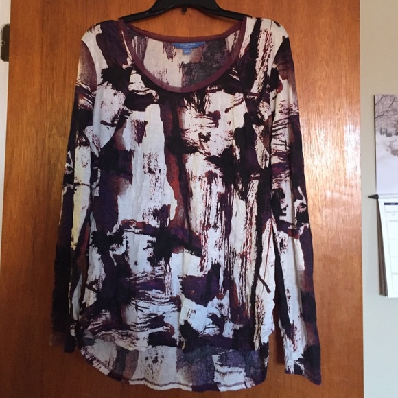 Vera Wang top (L)