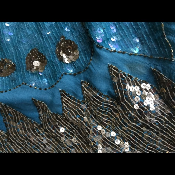 🦋 Shimmering Vintage Butterfly 🦋 - Picture 2 of 4