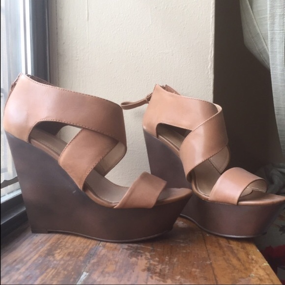 Aldo tan wedges