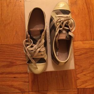 Burberry sneakers