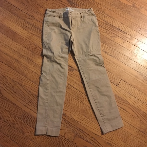 Old Navy Pixie Khaki