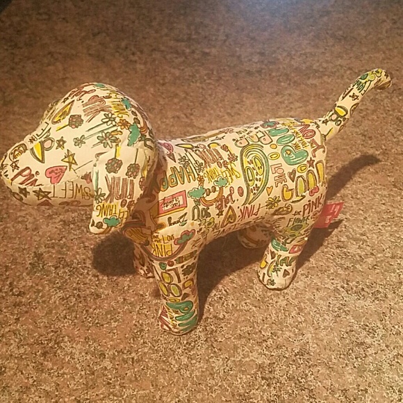 VS PINK DOG