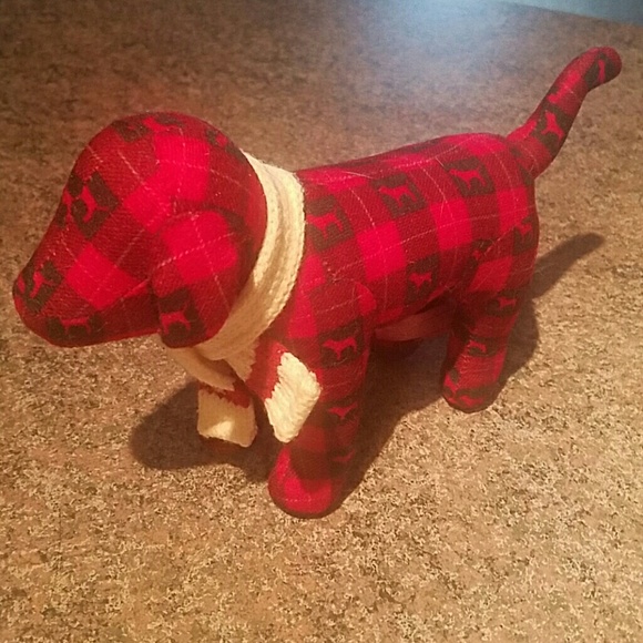 VS PINK DOG