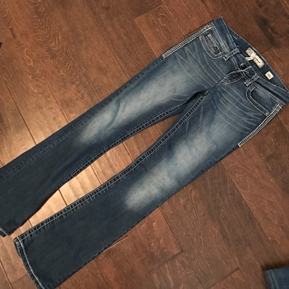 Size 28 long stretch jeans BKE Sabrina
