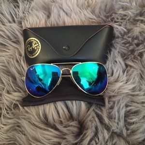Turquoise Rayban aviators