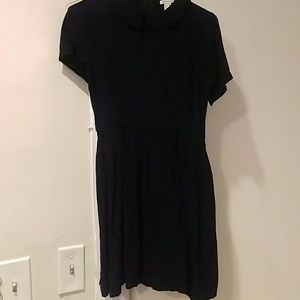 Peter pan collar dress