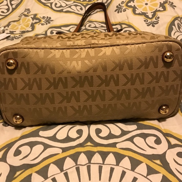 Michael Kors bag - Picture 3 of 4