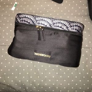 Victoria's secret travel bag