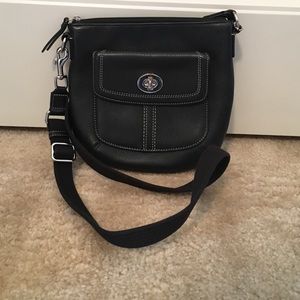 💕SPRING FORWARD SALE💕  Coach crossbody!